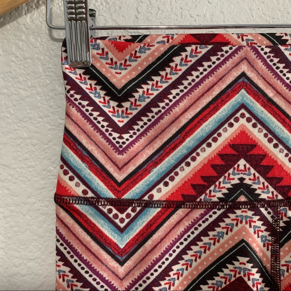 Aerie Chill, Play, Move Chevron Leggings - Picture 3 of 7